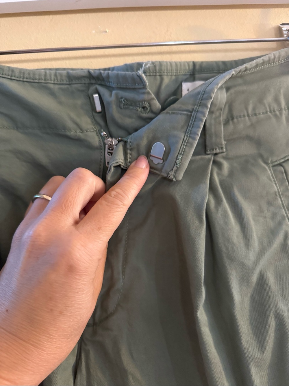 GAP High-Rise Wide Leg Cropped Olive Green Cotton Trousers, sz 4 - Picture 3 of 8